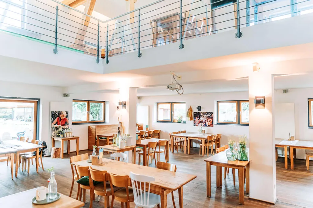 Jídelní prostor rodinné restaurace Gut Hügle